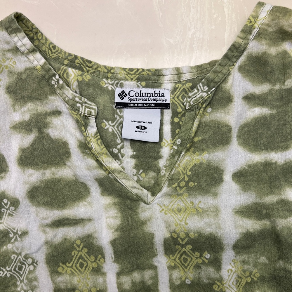 Columbia green/white V neck cotton pullover - size 2XL - Picture 4 of 6